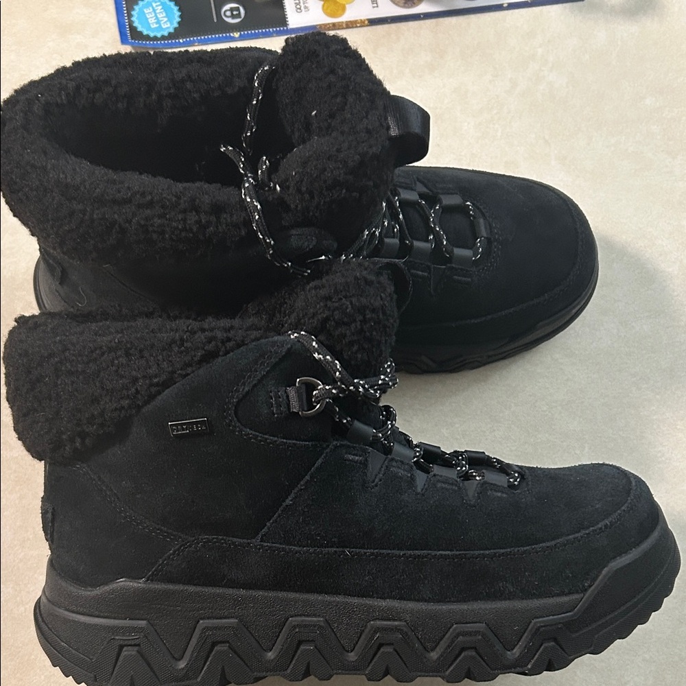 UGG Black Winter Boots with Cozy Lining